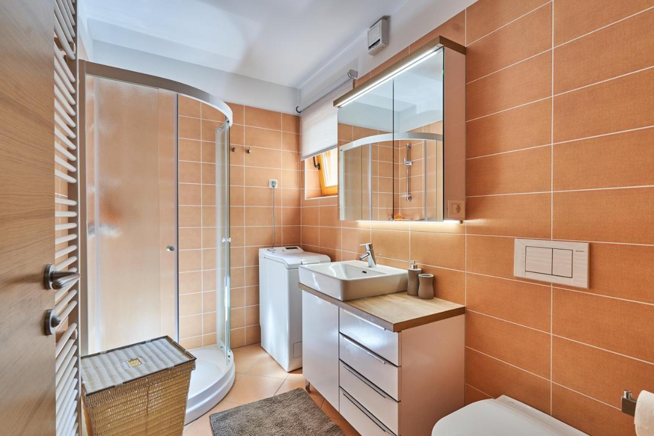 Cozy Apartment In The Heart Of 克拉尼斯卡戈拉 外观 照片